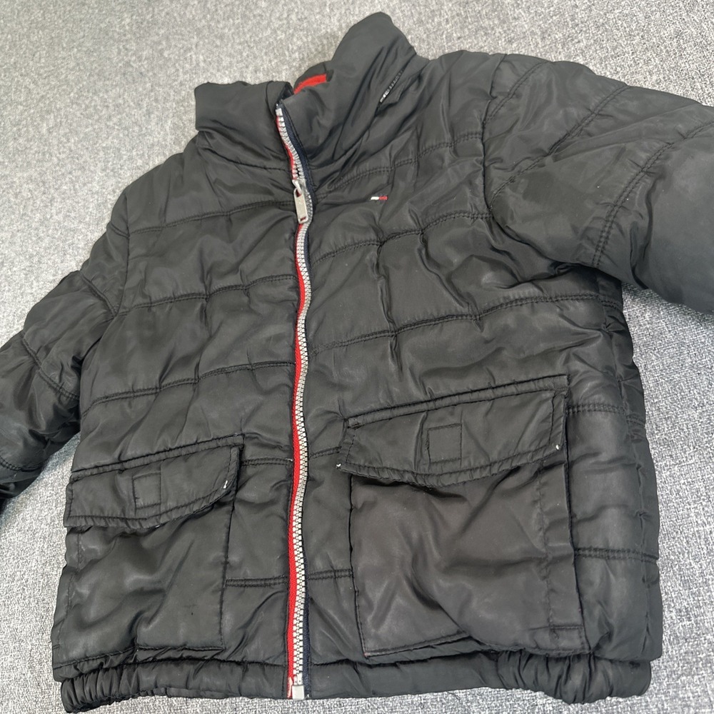 Tommy Hilfiger Kids‎ L/G (5/6) Black Puffer Jacket Red Fleece Lined